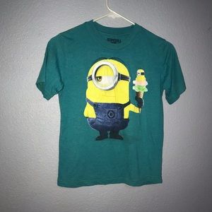 Boys small minion tee